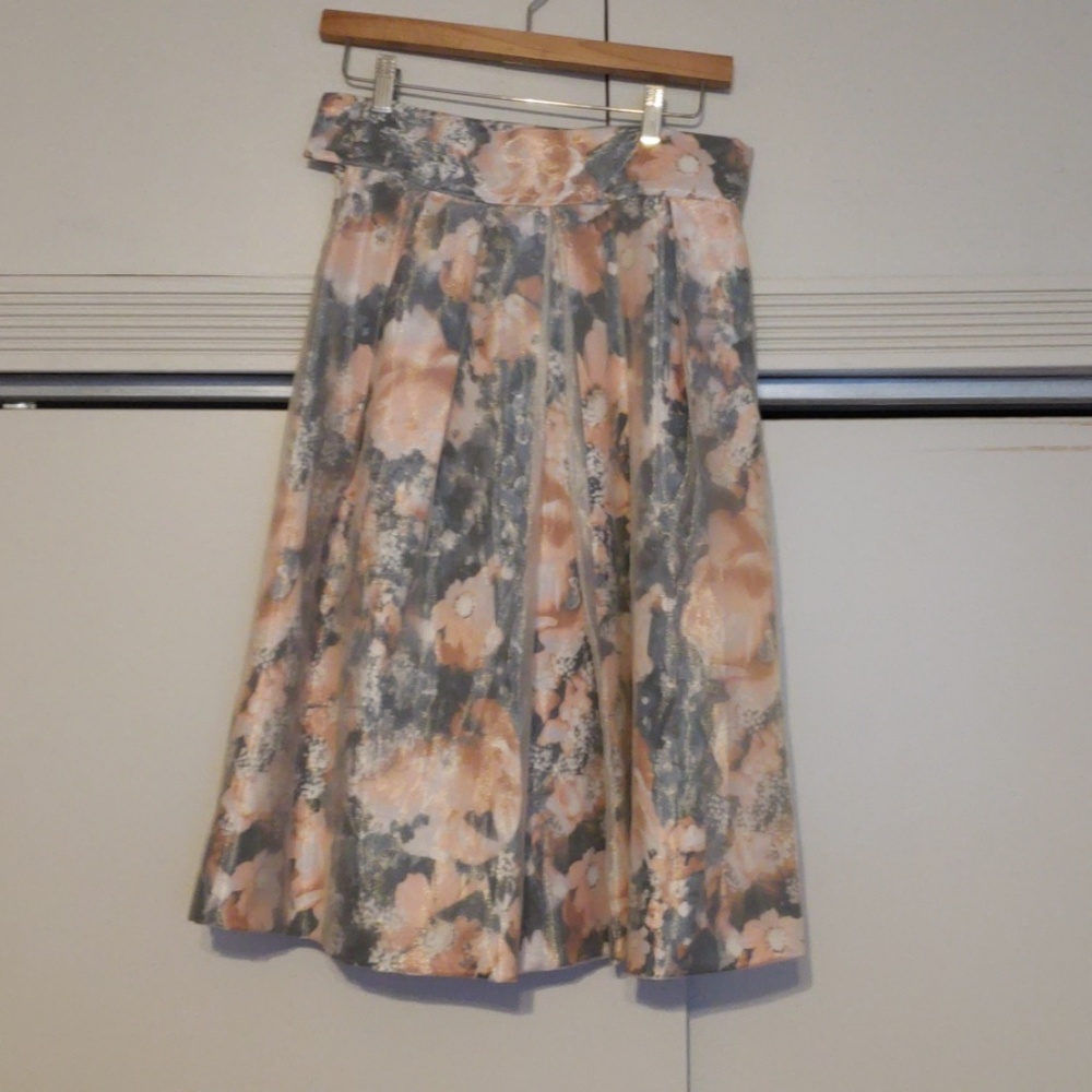 Floral elegant skirt